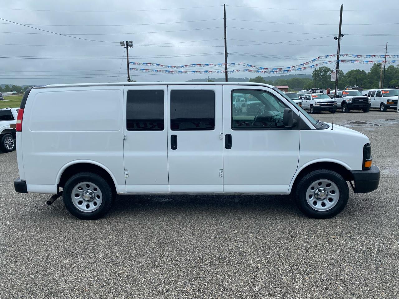 chevrolet express cargo 2013 1GCSGAFX6D1133490 image chevrolet express cargo 2013 1GCSGAFX6D1133490 image